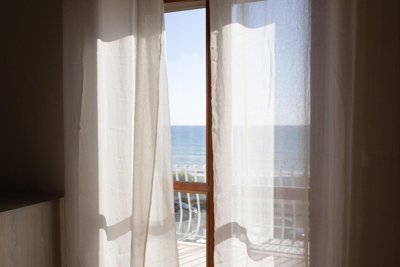 Bed & Breakfast Nonno Gigi - Falerna Marina Екстериор снимка