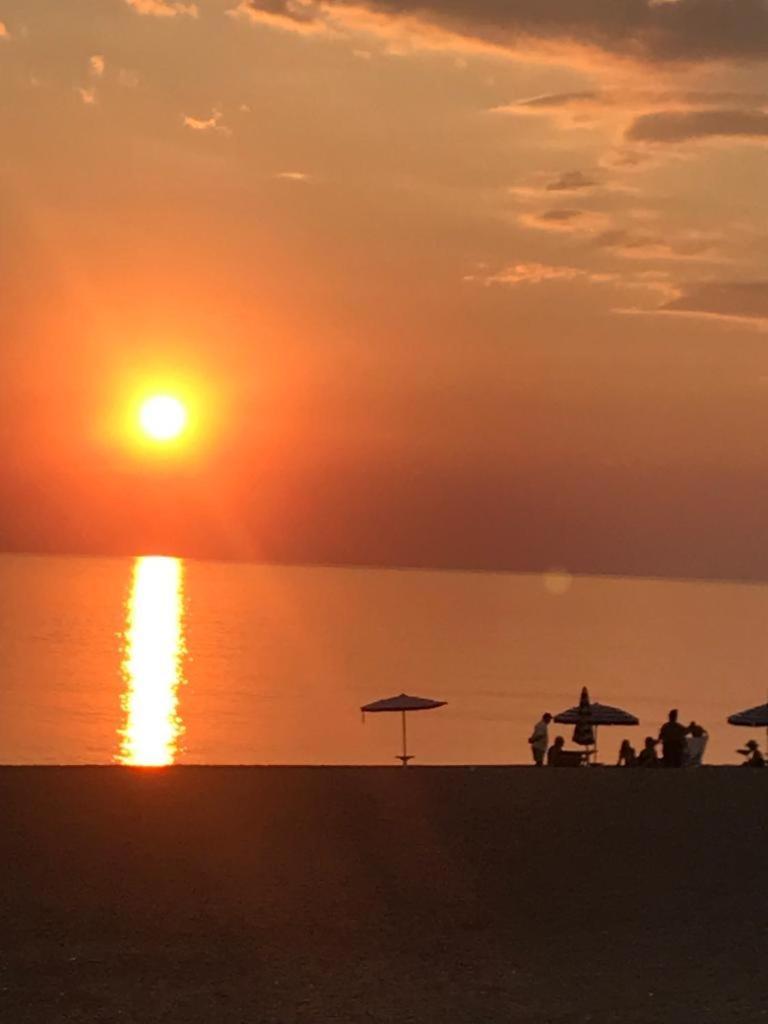 Bed & Breakfast Nonno Gigi - Falerna Marina Екстериор снимка